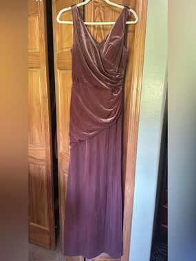 Revelry Velvet Dress - Dusty Rose